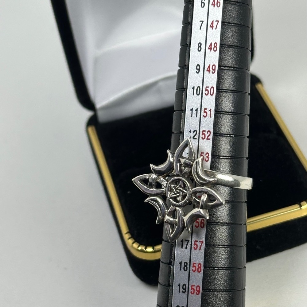 Sterling Silver Celtic Pentacle Ring Size 7 Wiccan Pagan Crescent Moon Band - Picture 8 of 8